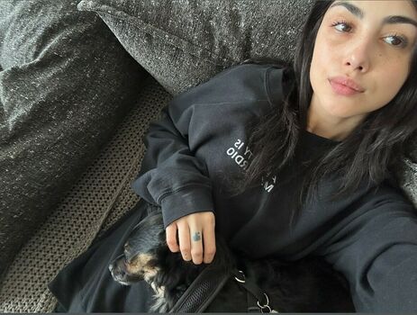 Alexa Mansour
