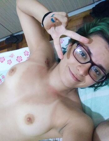 Alice_Kisss