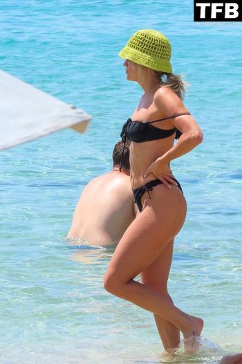 Ashley Roberts
