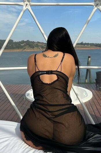 Ayarla Souza