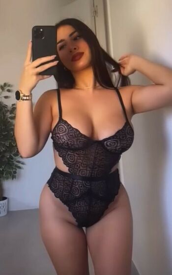 Chloe Warm