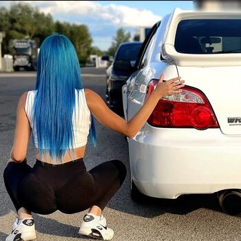 crx_lady