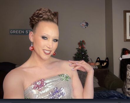 Dollqueen Nikki