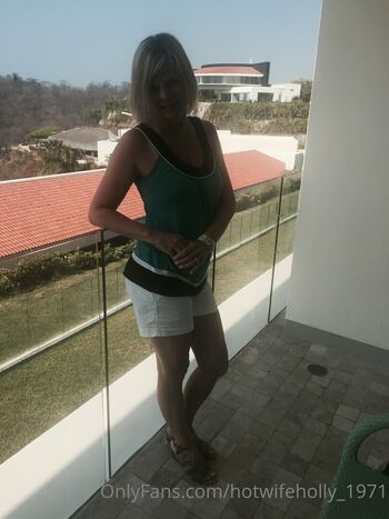 hollyqosfreepage
