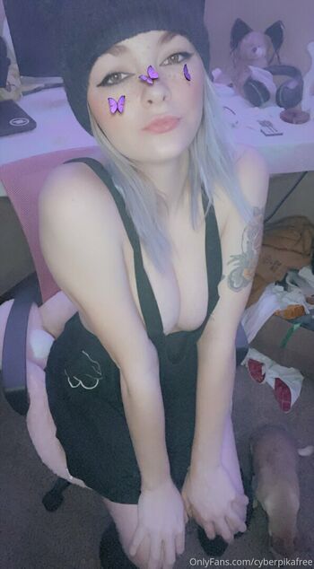 hyperbabecyber