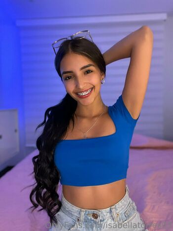 isabellatorres03