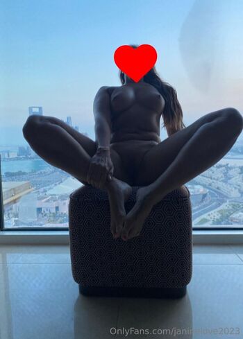 janinelove2023
