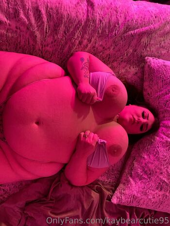 kaybearcutie95