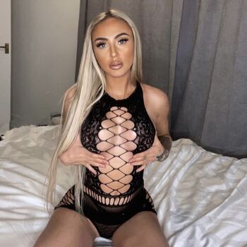 khloe3