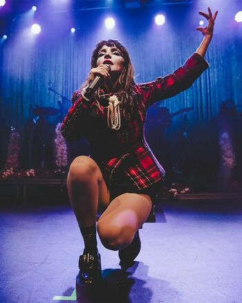 Lauren Mayberry