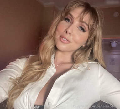 Lena Paul