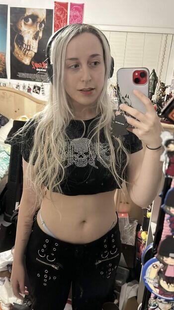 Maddie Reznor