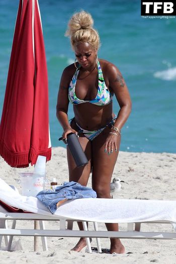 Mary J. Blige