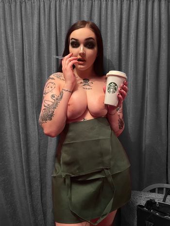 Missspookyrose