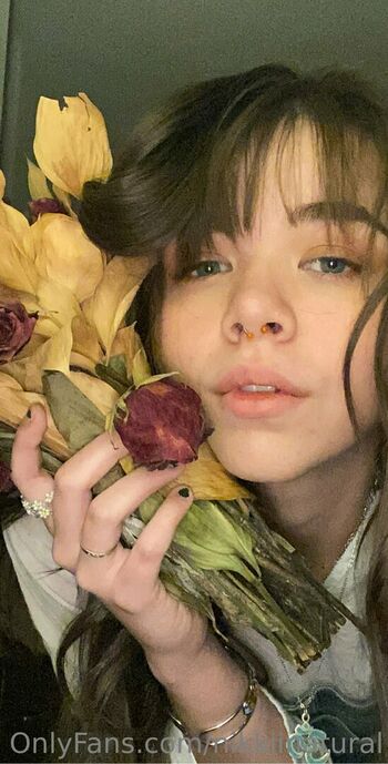nikkiinatural