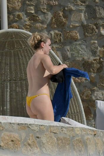 Perrie Edwards