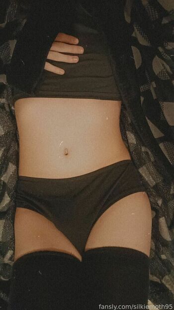silkiemoth95