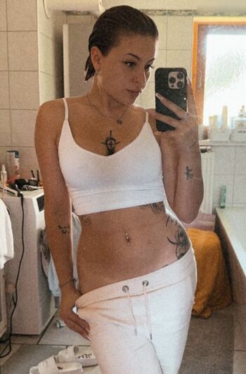 Stefanie.x