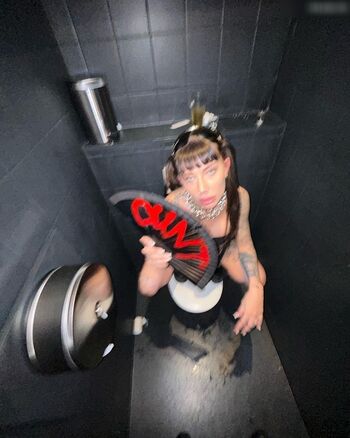 Toni Trips