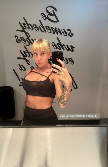 Toni Trips