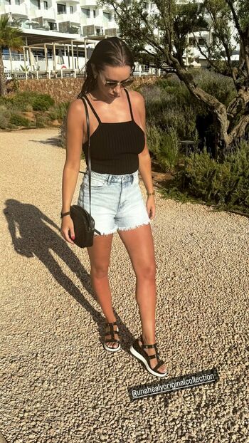 Una Healy
