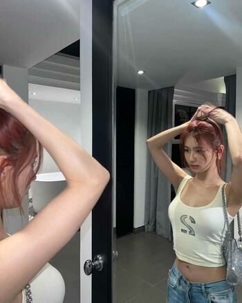 WomenK-pop