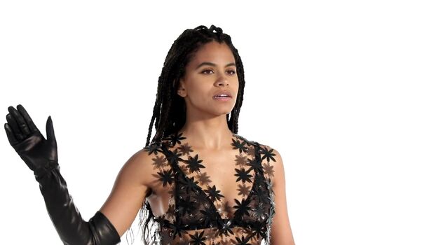 Zazie Beetz